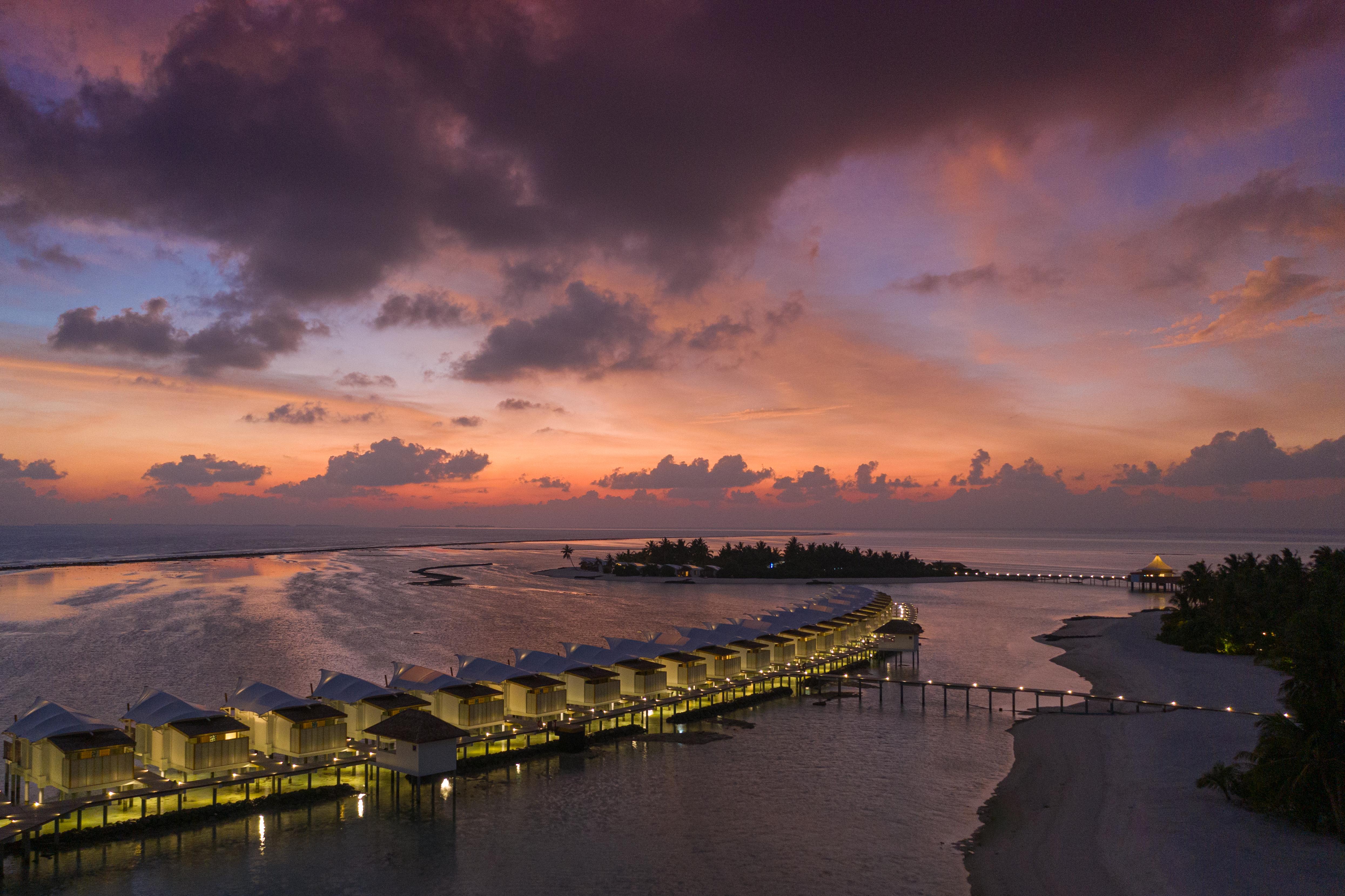 Cinnamon Hakuraa Huraa Maldives (Adults Only) Extérieur photo