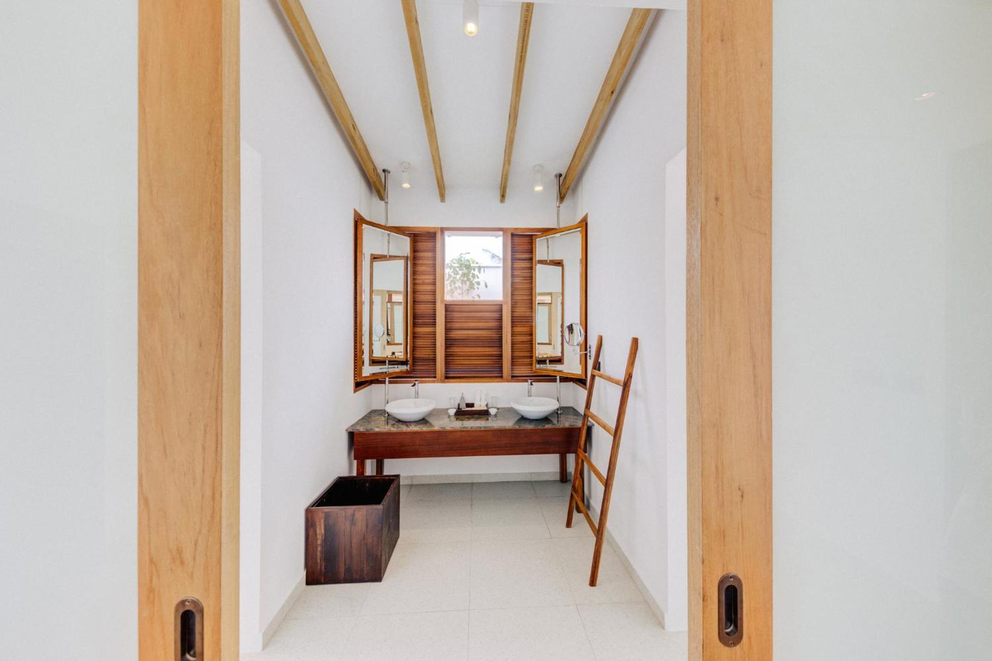 Cinnamon Hakuraa Huraa Maldives (Adults Only) Extérieur photo