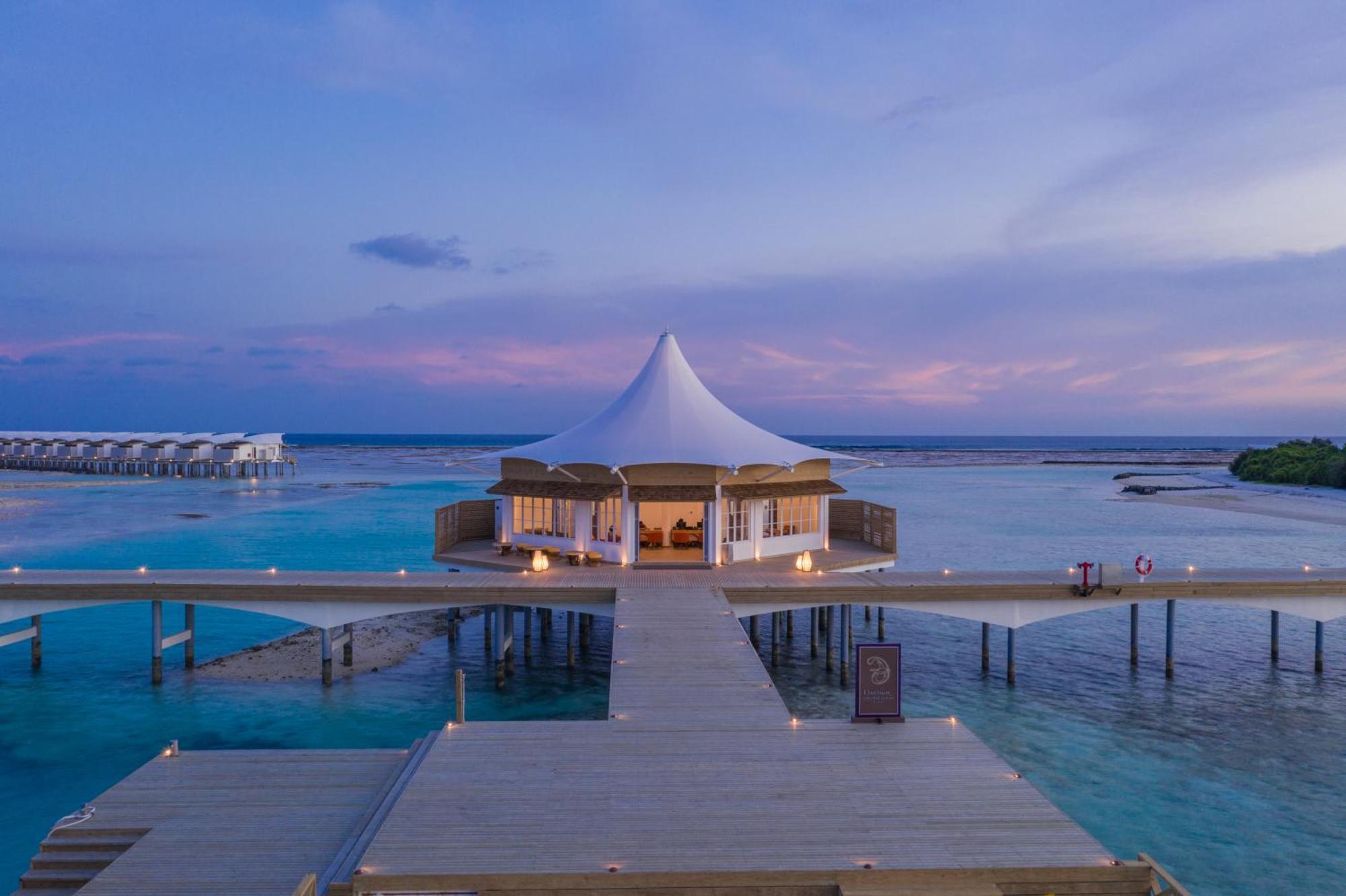 Cinnamon Hakuraa Huraa Maldives (Adults Only) Extérieur photo